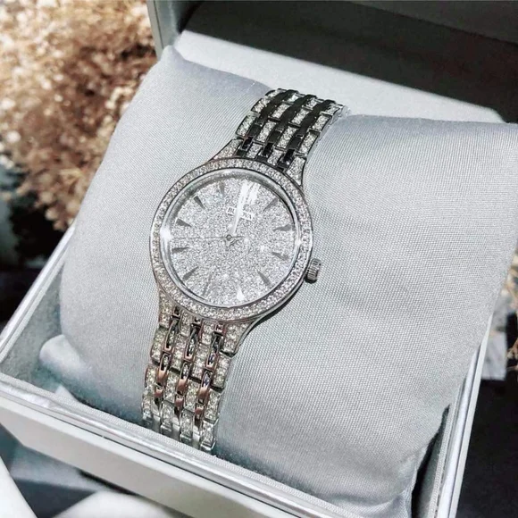 **NEW** Bulova Ladies Crystal Phantom Silver-Tone Stainless Steel Watch - Picture 5 of 13